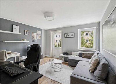Möblierte 2-Zimmer-Wohnung mit französischen Balkon