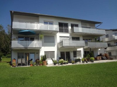 Exklusive und traumhaft schöne 4,5 Zimmer WHG 121qm² mit EBK, Balkon & TG-Stellplatz zu vermieten!