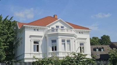 VERMIETUNG EINER KOMFORTABLEN 
3–ZIMMER-ALTBAUWOHNUNG IN Bückeburg, Nähe Schlosspark