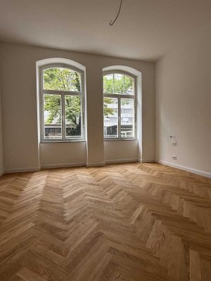 Ab sofort Traumwohnung mit hohen Decken im denkmalgeschützten Altbau in Unterbilk...