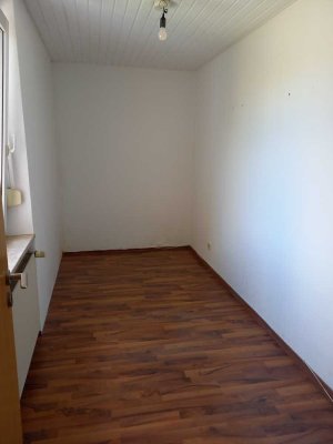 Freundliche und gepflegte 3,5-Raum-Wohnung mit Balkon und EBK in Körprich