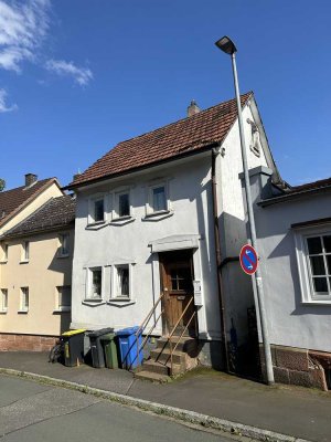 Süße 2 ZKB - zentrale Lage in Ockershausen