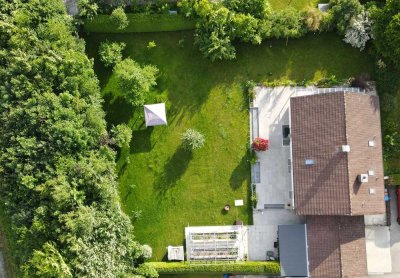 Familien(t)raum mit 2 oder 3 WE und weiterem Grundstück, mega Garten in sonnenverwöhnter Lage.