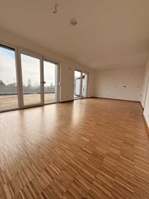 Helle 2-Zimmer Dachgeschosswohnung mit Balkon in Maisach