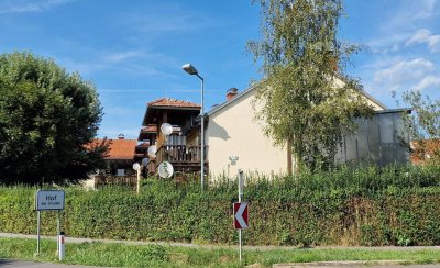 *TOP* Gepflegte 3-Zimmer-DG-Wohnung mit überdachtem Balkon