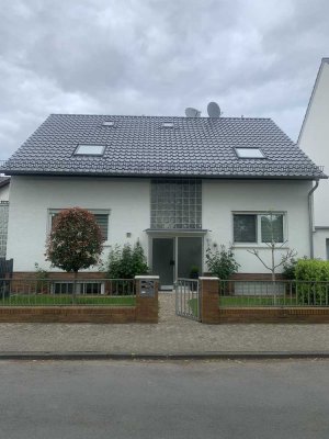 Vollständig renovierte 2-Zimmer-Keller Wohnung zur Miete in Griesheim