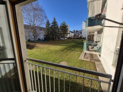 Schöne 2-Zimmer-Wohnung mit Tiefgaragenparkplatz