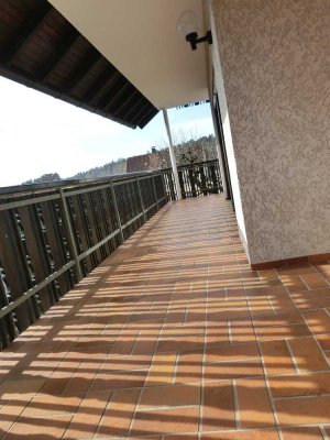 Helle 3,5-Zimmer-Wohnung mit Balkon in Neunkirchen am Sand