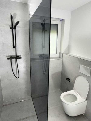 Exklusive, barrierefreie 3-Zimmer-Wohnung mit Garten und Balkon in Toplage Wiesbaden-Rambach – Erstb