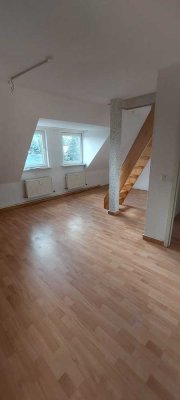 renovierte Dachgeschoss-Wohnung auf zwei Etagen in Sondershausen (401)