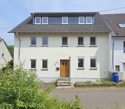 Reihenendhaus mit Wohlfühlcharakter, Garten und Balkon