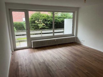 1-Zimmer-Appartment: Neues Bad, neue Böden + Türen, Balkon, Einbauküche