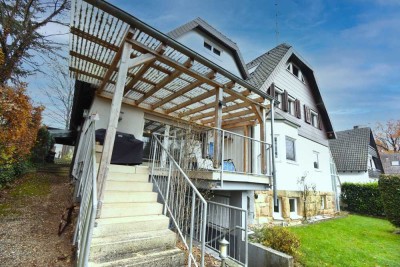 Freistehendes Wohnhaus mit Garten und Carport - Großzügiges Wohnen in Waldenbuch