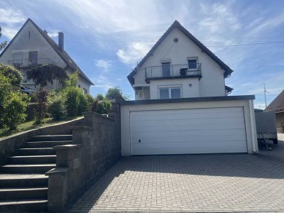 Familienfreundliches Traumhaus mit Wintergarten, parkähnlichem Grundstück und PV-Anlage!