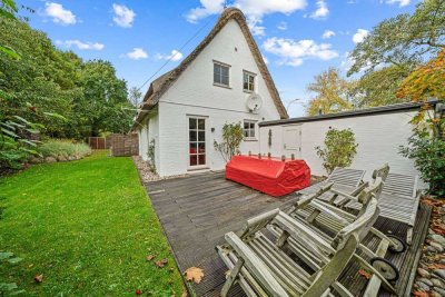 Nordischer Luxus unter Reet | Komfortables Endhaus mit unverwechselbarem Charme | Vermietungslizenz