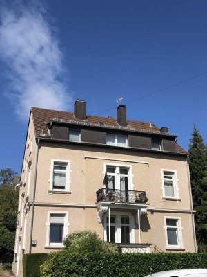 großzügige 2 Zimmer-Wohnung in Wiesbaden ! (aktuell noch in der Renovierung)