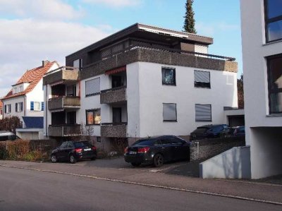 Penthouse 2,5 Zimmer 74,5 qm, große Terasse 65 qm, Gebiet Achalm geeignet für 1 bis 2 Personen