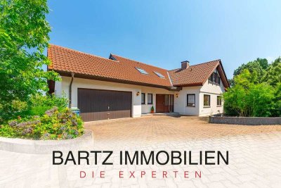 Architektenhaus am Häuselberg mit Einliegerwohnung & traumhaftem Weitblick über die Rheinebene