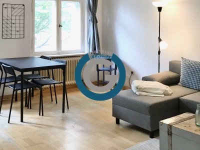HOHE DECKEN & BALKON - RUHIGE SEITENSTRASSE & ZENTRALE ANBINDUNG - NÄHE VOLKSPARK JUNGFERNHEIDE