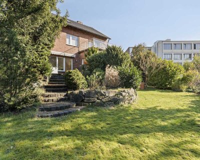 Freistehendes EFH auf exklusivem Grundstück in Ratingen-Mitte