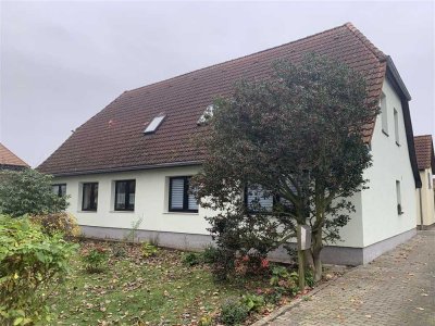 Doppelhaus mit Gästezimmern