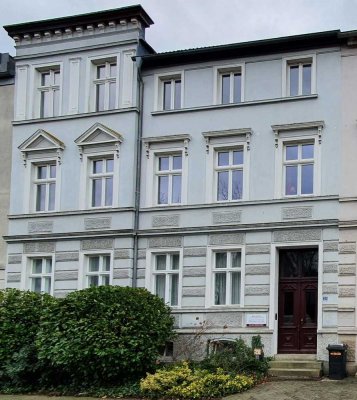 stilvolle Altbauwohnung bzw. Büro im Theaterviertel