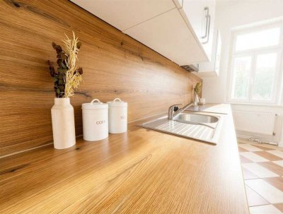 Neu & In Renovierung! I moderne Einbauküche I Bad mit Wanne I Abstellkammer