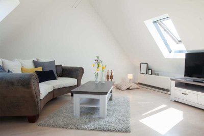 Großzügige 3-Zimmer-Maisonette-Wohnung mit Galerie, Einbauküche und Serviceleistungen