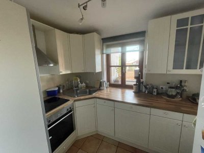 Helle, gut geschnittene, teilmöbl. 2-Zi.-Wohnung (60 qm) im Traumort Uffing am Staffelsee