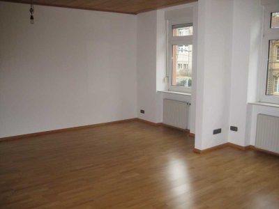 Hochwertige 3-Zi-Kü-Bad-Balkon