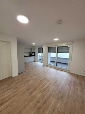 KFW 55_ 2-Zimmer-Wohnung mit große Trasse und Einbauküche in Holzgerlingen