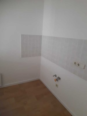 Mietfrei für einen halben Monat - Schöne helle 3 Raum Wohnung in ruhiger Lage