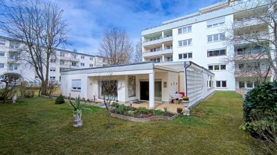 Einzigartige Terrassenwohnung mit Bungalow-Charme in ruhiger Innenhoflage