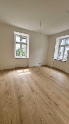 Tolle 2-Zimmer-Wohnung mit Terrasse Richtung Innenhof, Nr. 1