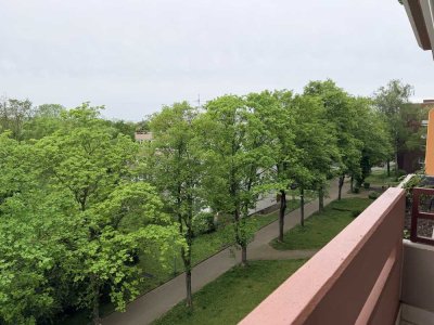 * Reserviert * Wie neu - 3,5 Zimmer in Begehrter Stadtrandlage