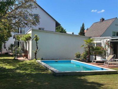 Mobliertes 7-Raum-Haus mit EBK und Garten/Pool, Mietvertrag befristet 1-2 Jahre, auch WG