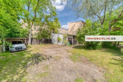 IMMOBERLIN.DE - Ideal positioniertes Haus mit mehreren Wohnungen & Ausbaupotenzial