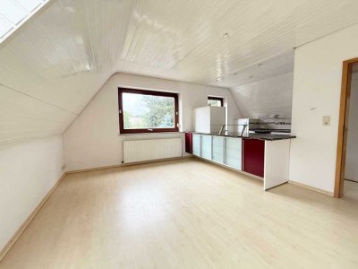 **3-Zimmer-Dachgeschosswohnung mit Charme in Bremen-Vahr**
