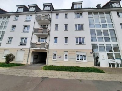 Perfekte Kapitalanlage /   3-Zimmer-Wohnung mit Balkon und Garagenstellplatz