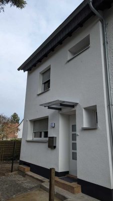 Energetisch saniertes 4-Zimmer-Reiheneckhaus in Mainz Gonsenheim