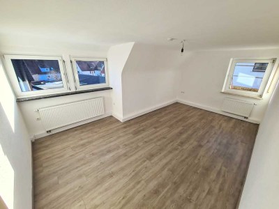 Helle 3-Zimmer Dachgeschosswohnung in Puschendorf