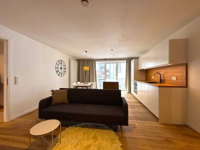 Moderne Dachgeschosswohnung, vollmöbliert, Wohnen auf Zeit