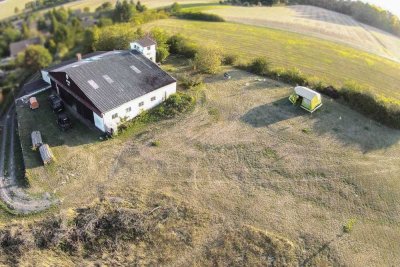 Seltene Gelegenheit; Grundstück mit Flughangar und Wohnung!