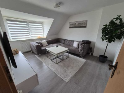 Helle und geräumige 3,5-Zimmer-Dachgeschosswohnung in ruhiger Lage