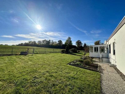OHNE MAKLERPROVISION - Bungalow mit unverbaubarem Blick auf Landschaftsschutzgebiet