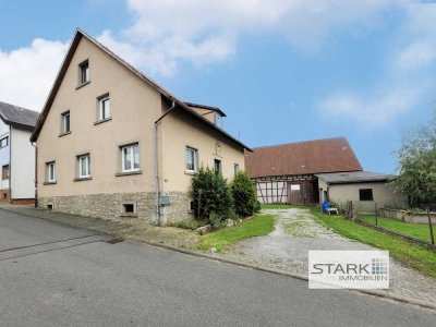 Bauernhaus auf dem Land - modernisiert, mit reichlich Platz, Garten, Scheune und viel Charme!