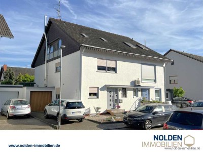 ***GEPFLEGTE DOPPELHAUSHÄLFTE MIT SCHÖNEM GARTEN***