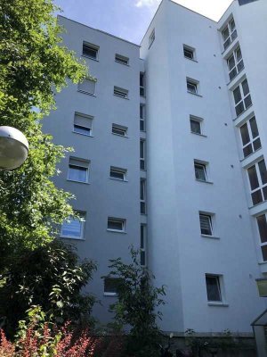 Ein tolles Wohngefühl: geräumige 3,5-Zimmer-Wohnung mit Balkon