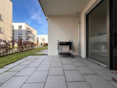 Moderne Neubau-Terrassenwohnung mit lichtdurchflutetem Wohnbereich und barrierefreiem Komfort