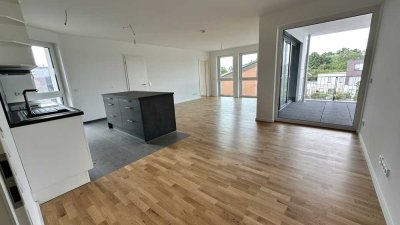 Wohnen am Bosse-See, schöne 4-Raum-Wohnung mit EBK und Balkon in Garbsen